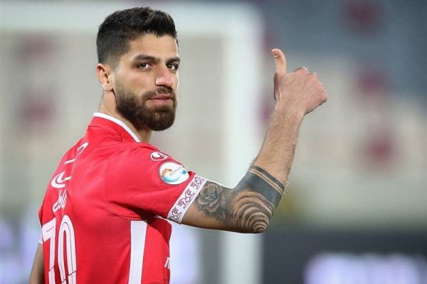 سرلک برای تمدید به ساختمان باشگاه پرسپولیس میرود