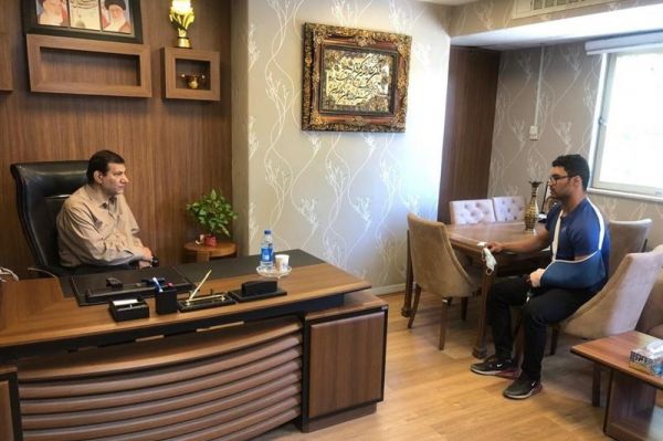 واکنش ایوب موسوی به انتشار خبر حضورش در فدراسیون وزنهبرداری عکس برای سه روز پیش است