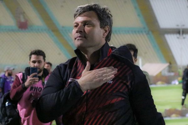  خداحافظی ساغلام با تراکتوری ها  عکس