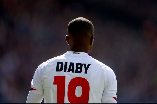 بایرلورکوزن برای وینگر فرانسوی خود پیشنهادی دریافت نکرده است