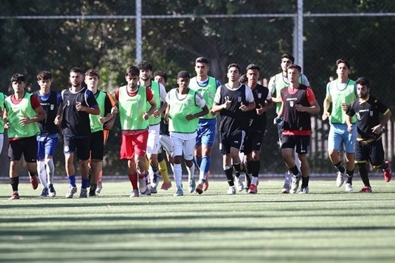  سرپرست کمیته جوانان فدراسیون  حضور 13 استقلالی در اردوی تیم ملی سوءظن است