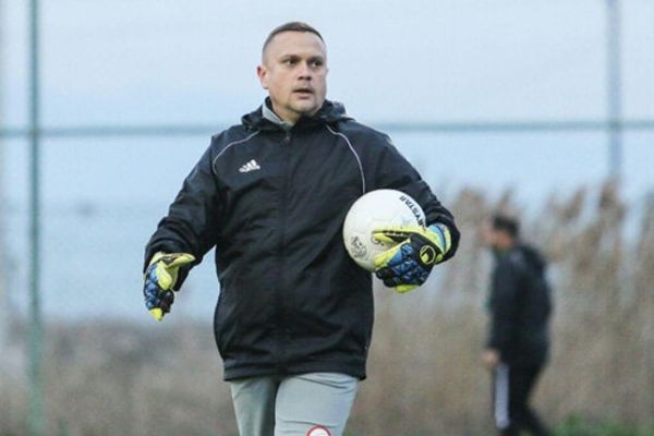 سوال روز؛ کدام مربی جانشین فنایی میشود