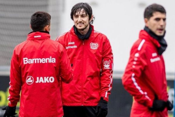 نقش پررنگ سردار آزمون در نقل و انتقالات تراکتور