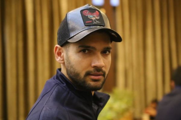 تمجید اینستاگرامی آرش برهانی از اقدام هافبک استقلال عکس