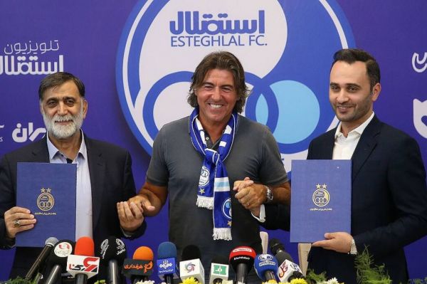  بوستانی  ساپینتو با ۴ قهرمانی برای ایرانی‌ها لاف زد  استقلال قهرمان آخر جدول نقل و انتقالات است