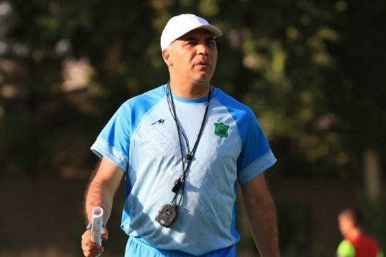 پرکاس احتمالا مربی و بازیکن خارجی جذب میکنیم