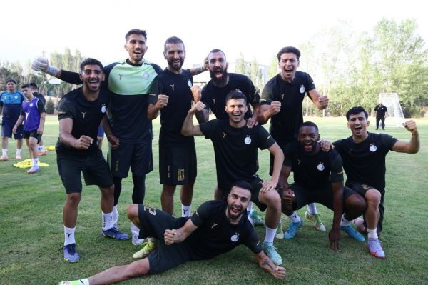 گزارش مهر بررسی وضعیت ۳۷ بازیکنی که در لیست استقلال هستند