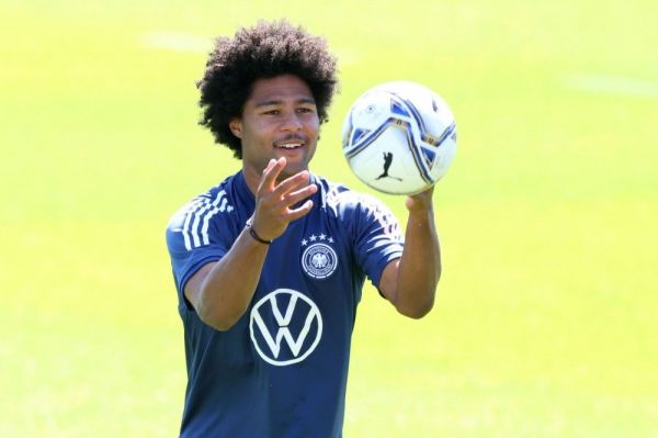  برنامه مونیخی‌ها پس از رویت علایم مثبت در روند تمدید قرارداد وینگر آلمانی