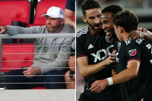 عکس؛ رونی تماشاگر کامبک تیم جدیدش از روی سکوها