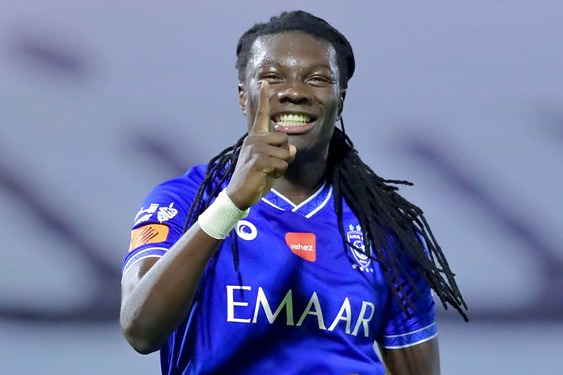  روایت رسانه ترکیه‌ای از تلاش سپاهان برای شکار «شیر» فرانسوی  عکس