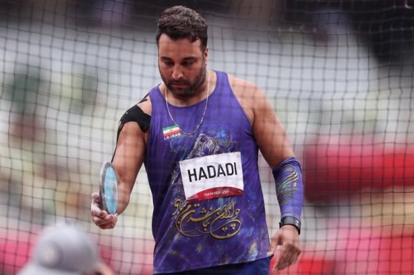 خوششانسی احسان حدادی برای فرار از انتقادات