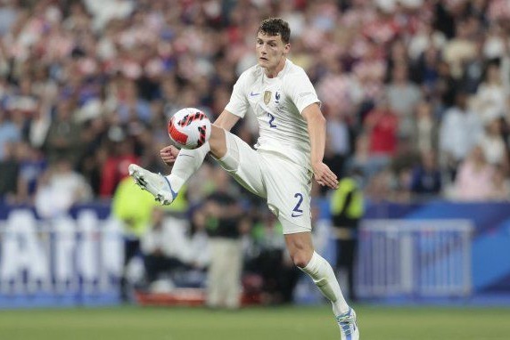 علاقه بایرنمونیخ به ستاره پرتغالی مادریدیها پاوارد به اتلتیکو پیشنهاد شد