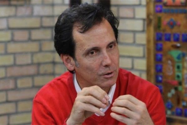  عزیزیان  رئیس فدراسیون فوتبال باید فوتبالی باشد  ساپینتو در استقلال کار سختی دارد