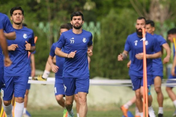 پیشنهاد جذاب برای یک استقلالی هافبک آبیها در آستانه سرخپوش شدن