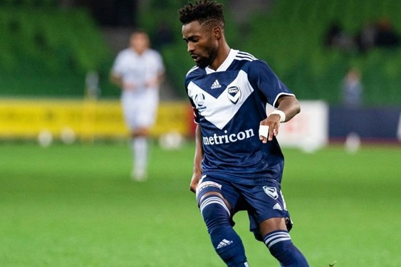  سپاهان  مبلغ قرارداد کامسوبا 6رقمی است نه 6برابر این انتقال قابل مقایسه با بازیکنان دیگر نیست