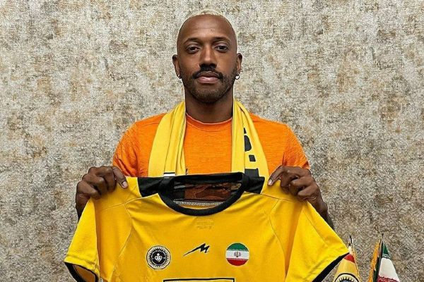  شکار جدید سپاهان؛ هافبک کهنه کار پرتغالی