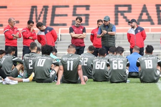 مدافع برزیلی شاگرد ربیعی در مس رفسنجان شد عکس
