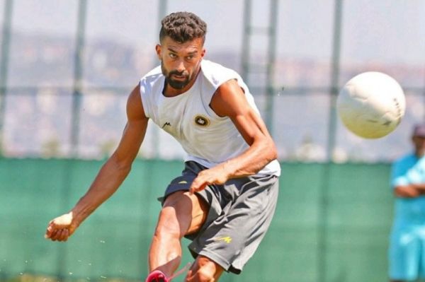  پست اینستاگرامی رامین رضاییان درباره حضور در سپاهان عکس