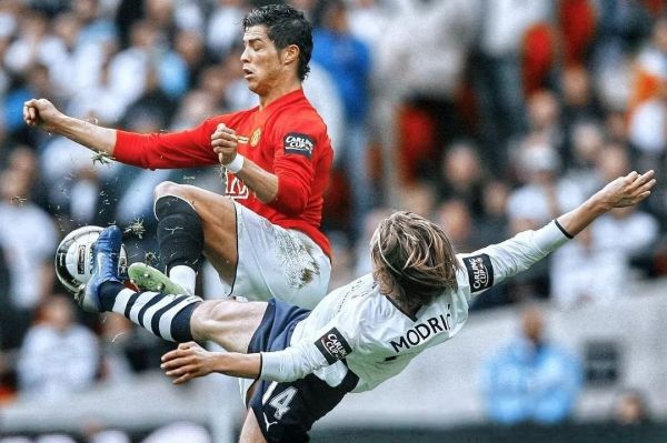 عکس؛ جدال خشن مودریچ و رونالدو پیش از آنکه کریستیانو به رئال مادرید برود