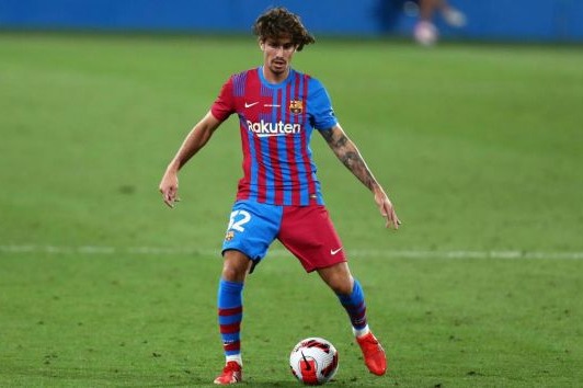  هدف سران بارسلونا از تمایل برای تمدید قرارداد الکس کویادو مشخص شد