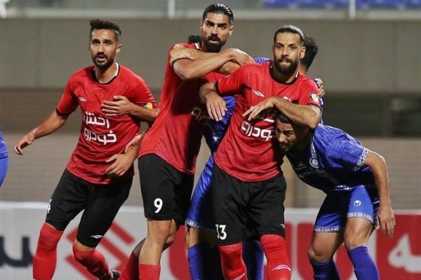  مدیر تراکتور  در دیدار مقابل گل‌گهر روی بدشانسی شکست خوردیم  سعی می‌کنیم یک مربی ایرانی به کادر فنی اضافه شود