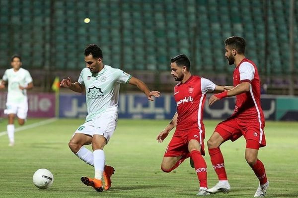 پنجعلی چمن ورزشگاه فولادشهر بازیکنان را دچار استرس میکرد لوکادیا چارچوبشناس است