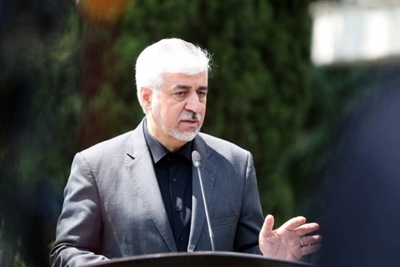  وزیر ورزش و جوانان  نامه فیفا برای حضور زنان در ورزشگاه‌ها در حد پیشنهاد است