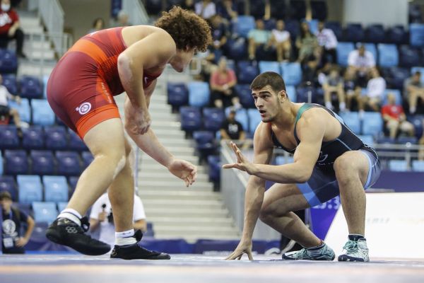 ظهور مدعی جدید در سنگین وزن کشتی آزاد جهان درخشش سومین طلا بر سینه معصومی