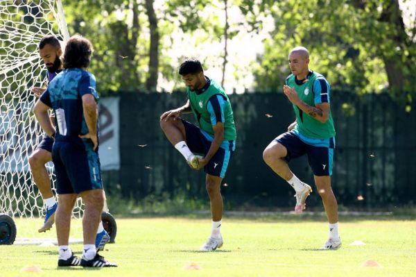  عکس؛ ریکاردو ساپینتو، آسوده در تمرین استقلال   عکس