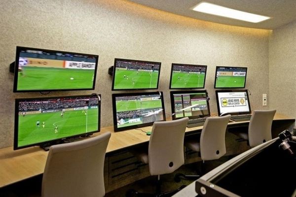  نشست اعضای کارگروه VAR در فدراسیون فوتبال