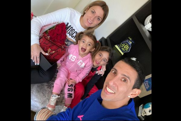 حمله تند همسر دیماریا به منچستر