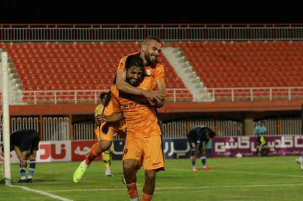 مربی مس تلاشمان این است که یک بازی خوب و تماشاگرپسند برای مردم شریف استان کرمان ارائه دهیم