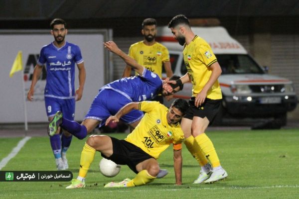  گزارش تصویری اختصاصی  گل گهر 2 - سپاهان 2