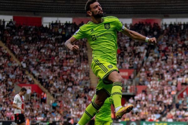 عکس؛ برونو خوشحالی خود را با رونالدو تقسیم کرد