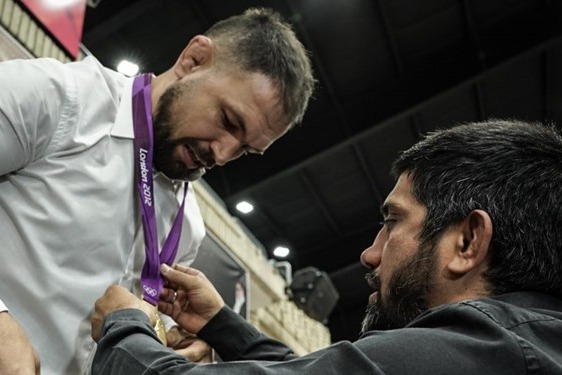  قاسمی  مردم بیشتر از من پیگیر مدال طلا بودند  ذهنیتی که درباره تایمازوف داشتیم درست از آب درآمد