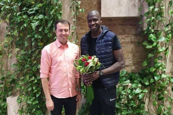  شیخ دیاباته وارد تهران شد عکس