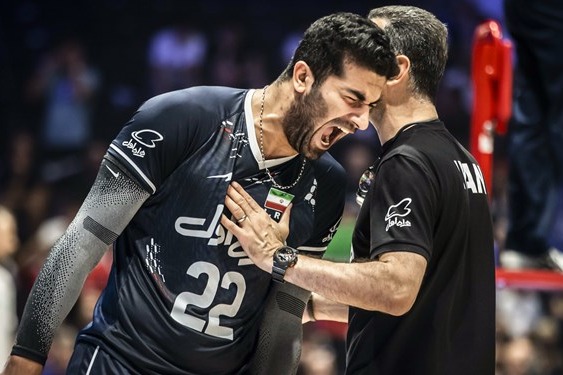 اسفندیار تمام بازیکنان انگیزه بالایی دارند یکدل شدهایم