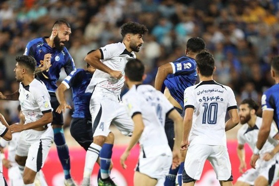 حسینی توانستیم جلوی استقلال بیایستیم