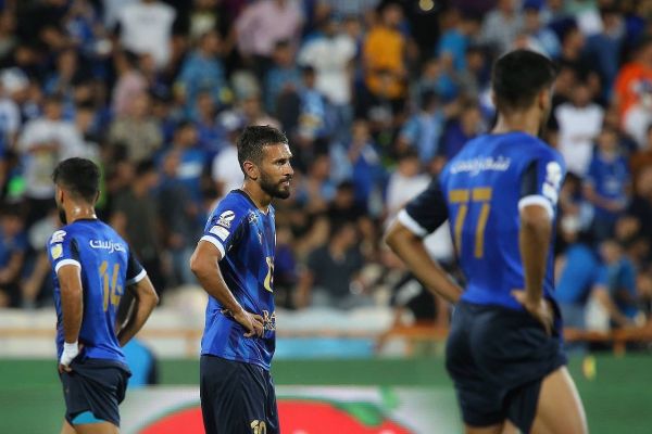  نیمه اول محدوده زمانی گل ممنوع برای استقلال