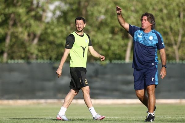  دو بازیکن استقلال بازی با نساجی را از دست دادند