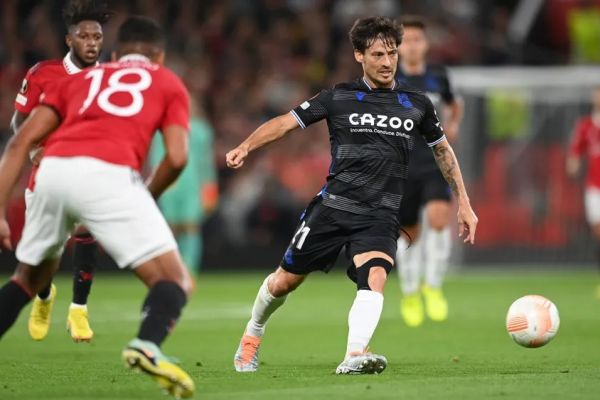  تمسخر منچستریونایتد توسط ستاره سابق منچسترسیتی و باشگاه سوسیداد