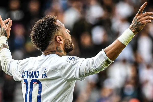  نیمار یکی از بهترین بازیکنان روی کره زمین است