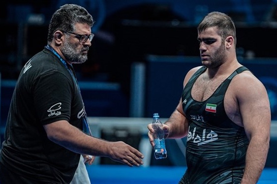 مسابقات جهانی کشتی فرنگی صعود سنگینوزن ایران به فینال