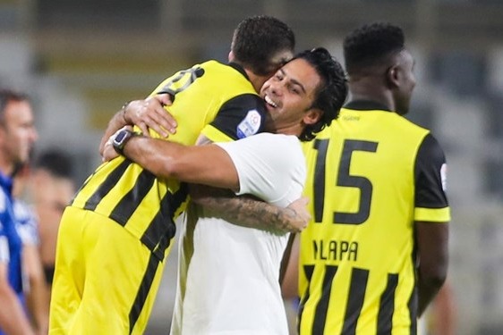  فرهاد مجیدی نامزد بهترین مربی هفته امارات