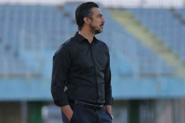 رحمتی با انتقاد از برنامه لیگ کیروش کدام برنامه را داده که از آن بیخبریم آقای تاج به برنامهریزی مسابقات ورود کن