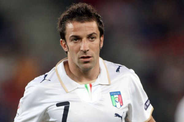 گاف تاریخی دلپیرو در زمان کارشناسی بازی انگلیس و ایتالیا