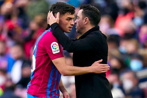  3 توصیه مهم ژاوی به بازیکنی که رهبر آینده بارسلونا است