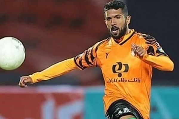  توکلی  داور یک پنالتی برای ما نگرفت