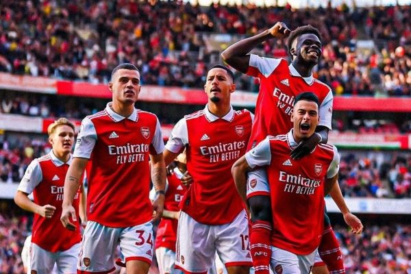 یکهتازی آرسنال در لیگ برتر انگلیس این بار با خواباندن مچ لیورپول