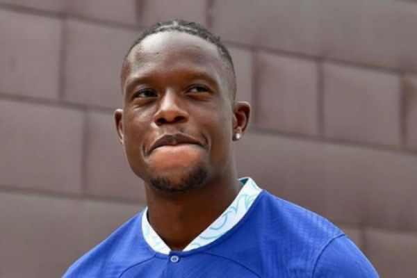 چلسی در فکر پس فرستادن بازیکن سوییسی پس از 41 روز